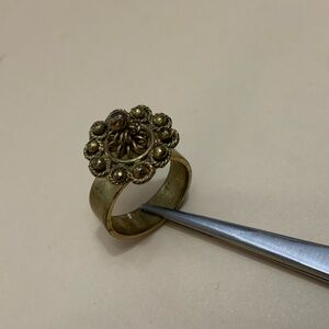 Vintage Antique Gold-Tone Ornate Ring Sz 5.25